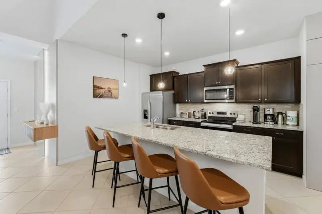 7 Quartos - Casa NOVA alto padrão c/ Piscina+Spa | Resort c/ Parque Aquático — Clermont
